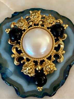Vintage AVON Faux Pearl Lion Baroque Brooch Victorian